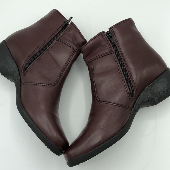 Martino Canada Burgundy Leather Booties Size 8 - Picture 8 of 14